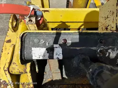 Montacargas GLP - Hyster H80C (26)