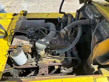 Montacargas GLP - Hyster H80C (24)