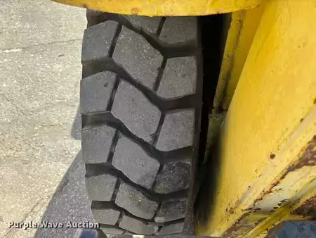 Montacargas GLP - Hyster H80C (33)