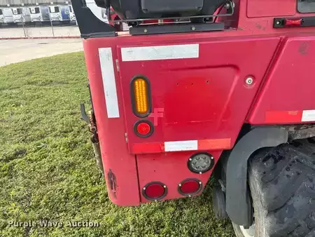 Diesel Forklifts 2016  Moffett M8 (24)