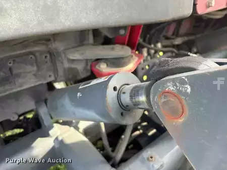 Diesel Forklifts 2016  Moffett M8 (27)