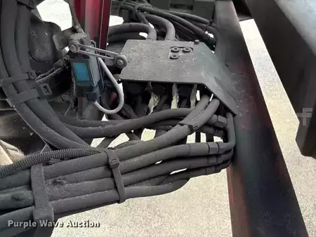 Diesel Forklifts 2016  Moffett M8 (40)