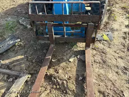 Manipulador Telescópico fijo - Terex GTB-5519 (9)