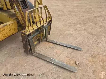 Telehandler Fixed 2000  CAT Lift Trucks TH83 (10)