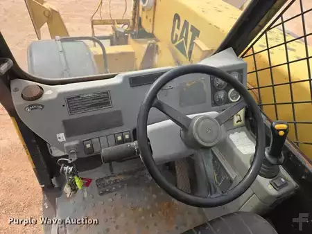 Telehandler Fixed 2000  CAT Lift Trucks TH83 (31)