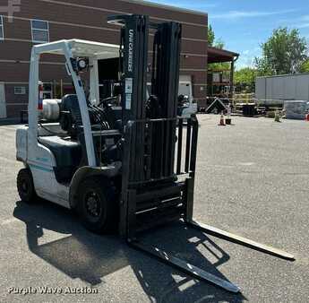 Propane Forklifts 2016  Unicarriers PF50 (3)