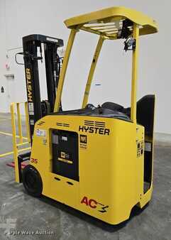4 Wheels 2023  Hyster E35HSD3-18 (7)