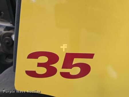 4 Wheels 2023  Hyster E35HSD3-18 (12)