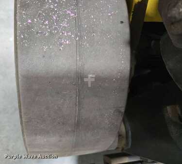 4 Wheels 2023  Hyster E35HSD3-18 (34)