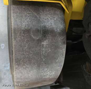4 Wheels 2023  Hyster E35HSD3-18 (39)