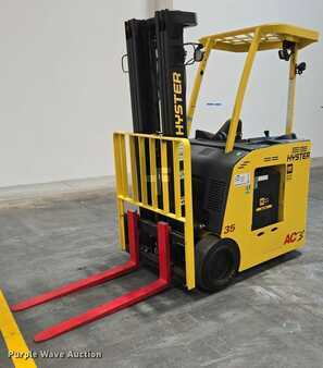 4 Wheels 2023  Hyster E35HSD3-18 (1)