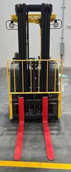 4 Wheels 2023  Hyster E35HSD3-18 (2)