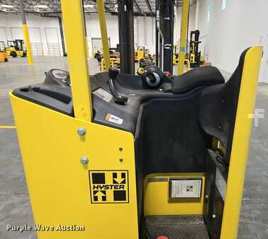 4 Wheels 2023  Hyster E35HSD3-18 (27)