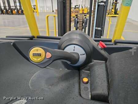 4 Wheels 2023  Hyster E35HSD3-18 (29)