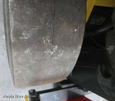 4 Wheels 2023  Hyster E35HSD3-18 (39)