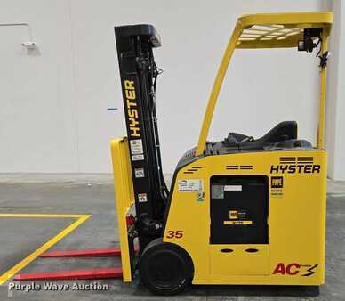 4 Wheels 2023  Hyster E35HSD3-18 (8)