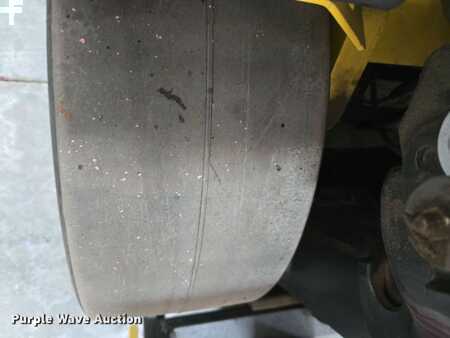 4 Wheels 2023  Hyster E35HSD3-18 (36)