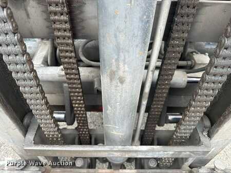 Diesel Forklifts 2016  Moffett M8 (13)