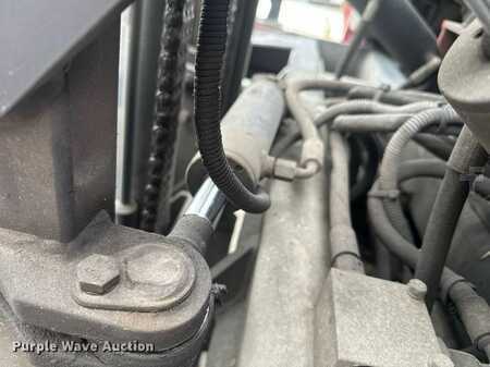 Diesel Forklifts 2016  Moffett M8 (23)