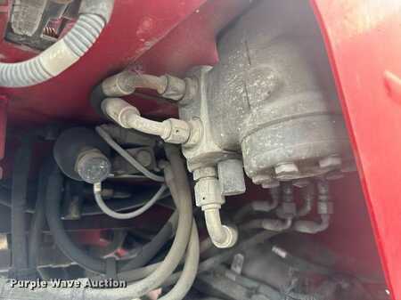 Diesel Forklifts 2016  Moffett M8 (26)