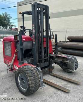 Diesel Forklifts 2016  Moffett M8 (3)