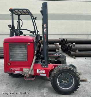 Diesel Forklifts 2016  Moffett M8 (4)
