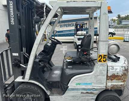 Propane Forklifts 2017  Unicarriers PF50 (24)