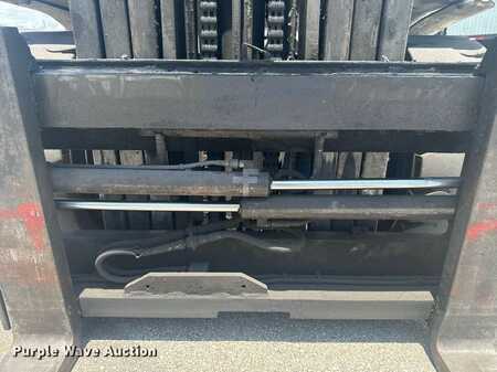 Propane Forklifts 2015  Nissan PF70 (12)