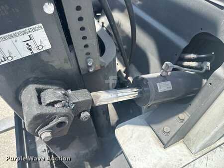 Propane Forklifts 2015  Nissan PF70 (19)