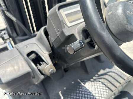 Propane Forklifts 2015  Nissan PF70 (28)