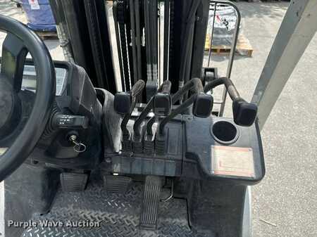 Propane Forklifts 2016  Unicarriers PF50 (28)