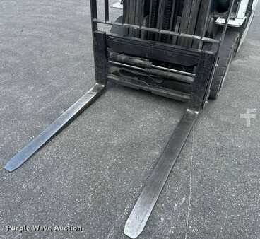 Propane Forklifts 2016  Unicarriers PF50 (9)
