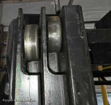 Diesel Forklifts - Yale ERP030VTN36TE082 (20)