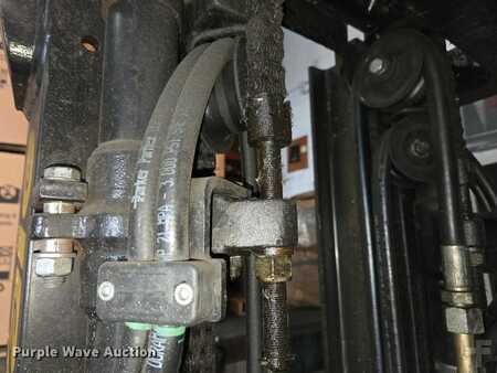 Diesel Forklifts - Yale ERP030VTN36TE082 (24)