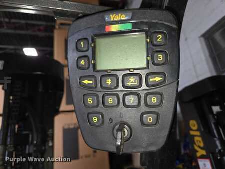 Diesel Forklifts - Yale ERP030VTN36TE082 (28)