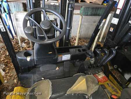 Diesel Forklifts - Yale ERP030VTN36TE082 (33)
