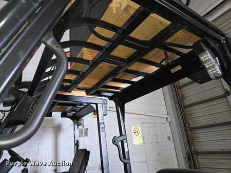 Diesel Forklifts - Yale ERP030VTN36TE082 (35)