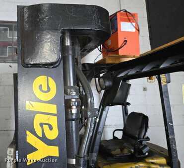 Diesel Forklifts - Yale ERP030VTN36TE082 (8)