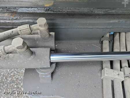 Propane Forklifts 2016  Combilift C8000 (40)