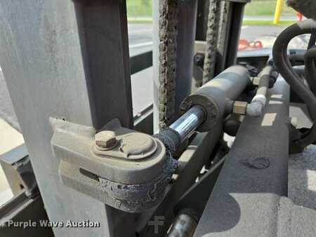 Diesel Forklifts 2011  Moffett M55 (14)