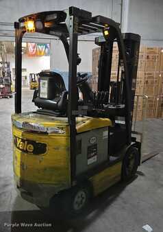 4 Wheels 2017  Yale ERC050VG (4)