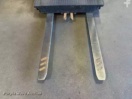 Order Picker 2016  Crown SP3520-30 (14)