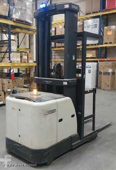 Order Picker 2017  Crown SP3520-30 (5)