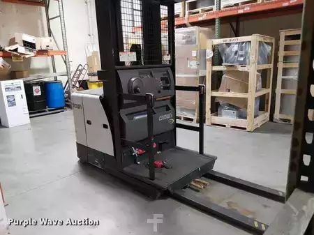 Order Picker 2016  Crown SP3520-30 (3)