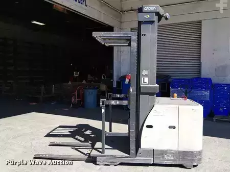 Order Picker 2016  Crown SP3520-30 (8)