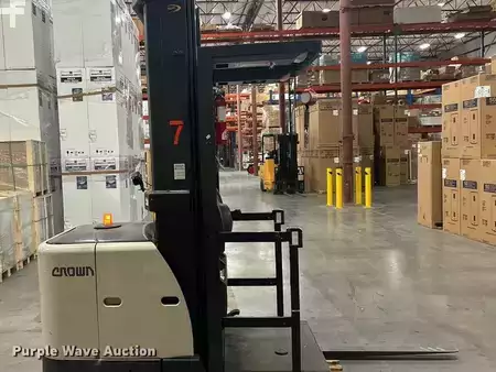 Order Picker 2016  Crown SP3520-30 (4)