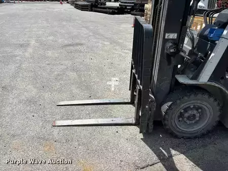 Propane Forklifts 2016  Unicarriers PF50 (15)