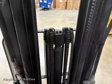 Chariots élévateurs GPL 2016  Unicarriers CFS40 (15)