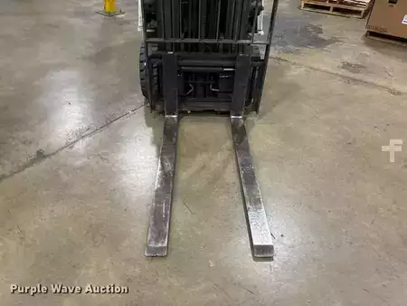 Chariots élévateurs GPL 2016  Unicarriers CFS40 (18)