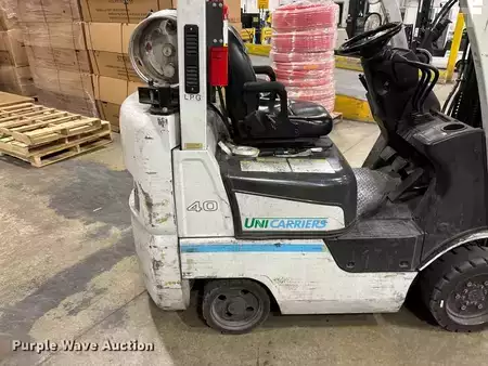 Chariots élévateurs GPL 2016  Unicarriers CFS40 (33)